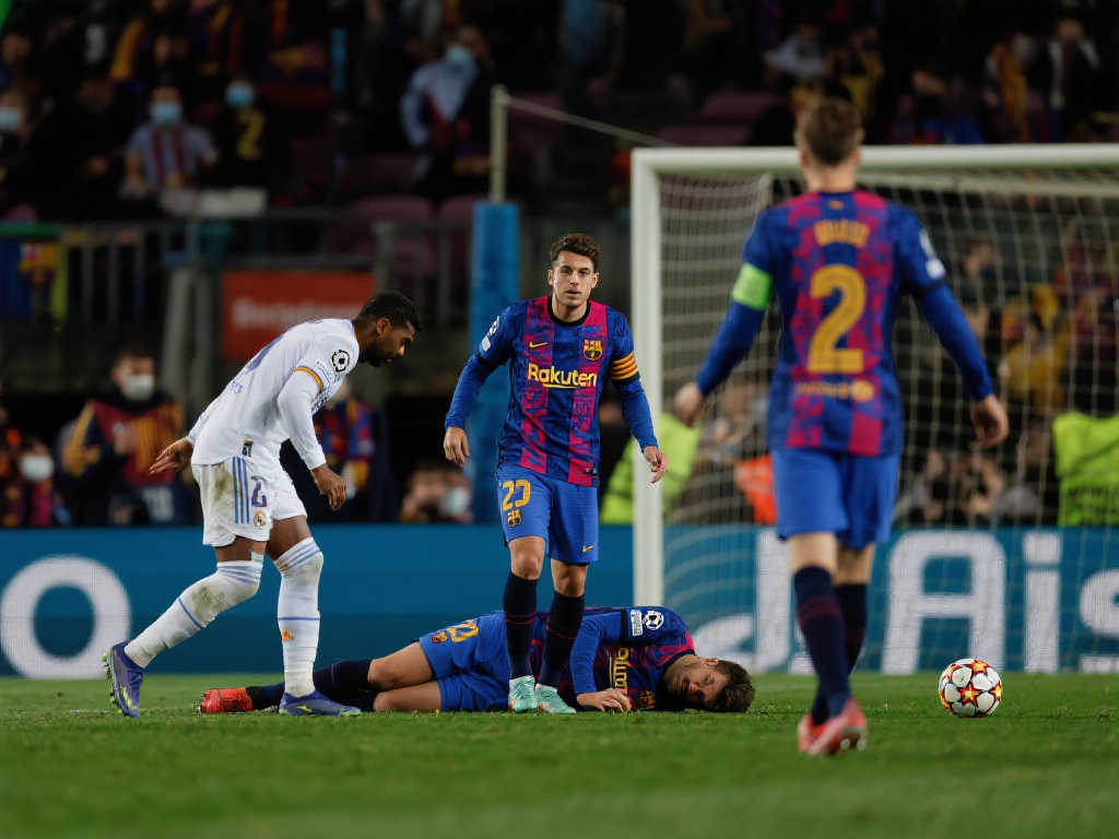 足坛震撼一夜:国米挺进欧冠决赛,巴萨4冠梦碎 足坛震撼一夜:国米挺进欧冠决赛,巴萨4冠梦碎